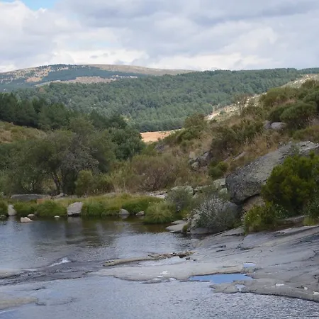 El Huerto De Pipo Casa di campagna Navarredonda